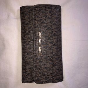 Brown Michael Kors Wallet